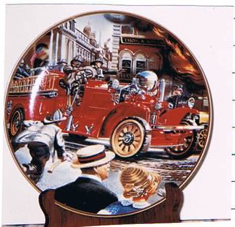 Franklin collectors plate with fire scene, mint co