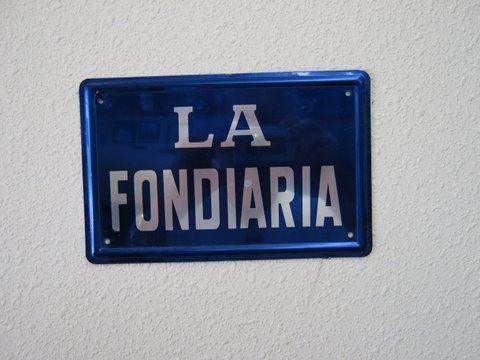 La Fondiaria. Italy. 5 1/2x8 1/2 Tin. Blue Back