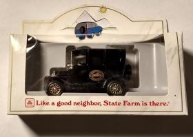 Small Ford T Model made by Lledro for State Farm I